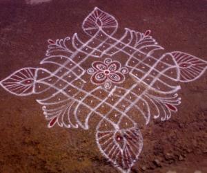Simple chikku kolam