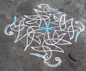 Rangoli: Swastik chikku becomes Birdies
