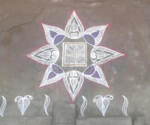 Rangoli: free hand