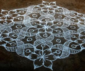 Rangoli: Margazhi kolam 2 