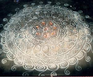 Rangoli: Simple Rangoli