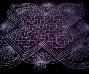 Rangoli: Chikku kolam.