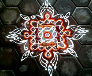 Rangoli: Dotted small one