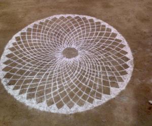 flower kolam