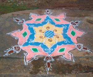 Rangoli: freehand colour rangoli