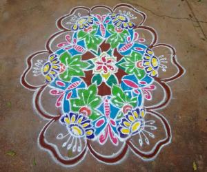 Rangoli: Margazhi kolam