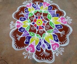 Rangoli: Margazhi kolam
