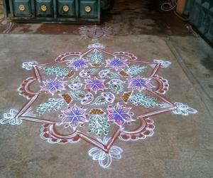 Rangoli: Tulsi pooja rangoli