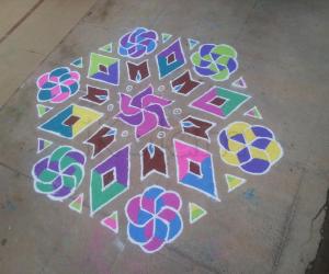 Rangoli: kolam with dots