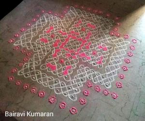 Rangoli: Navaratri day 8