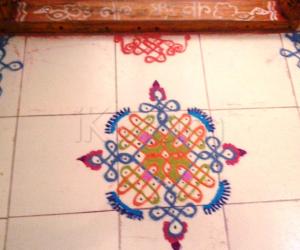 Rangoli: Sikku kolam 