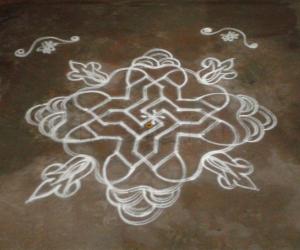 Rangoli: swastik kolam