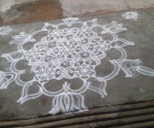 Rangoli: Star kolam