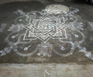 Rangoli: Inspirational kolam2