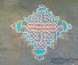 Rangoli: simple chikku kolam