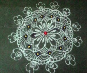 Rangoli: margazhi kolam
