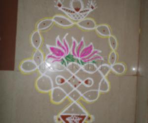 Rangoli: FLOWER IN THE BASKET