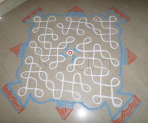 Rangoli: FRIDAYCHITHRA POURNAMI SPECIAL.
