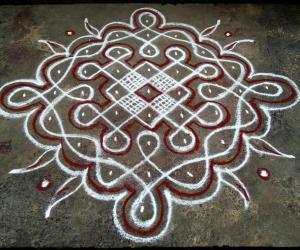 Rangoli: Rev's chikku kolam 70.