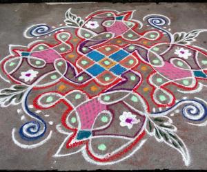 Rangoli: Rev's chikku kolam 72.