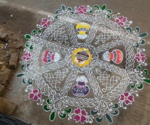 Inner lace cum rangoli kolam