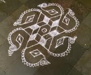 Rangoli: White n white