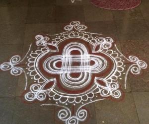 Rangoli: Friday Navaratri  kolam
