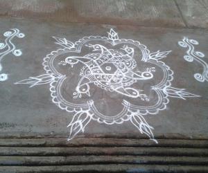 Rangoli: Dancing Peacocks
