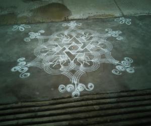Rangoli: Star rangoli