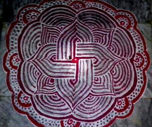 Rangoli: Small padi kolam for friday