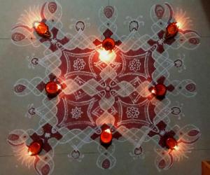 Aadi Velli / VaraLakshmi Vratam Chikku Padi Kolam
