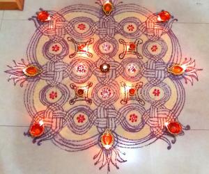 Margazhi Day 13 Swastik PADI KOLAM for friday