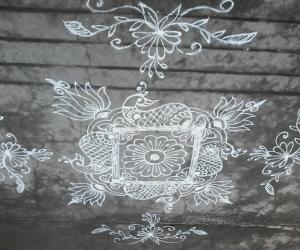 Freehand lotus rangoli