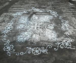 Rangoli: Peacocks in chikku kolam,9 to 1 dotted kolam