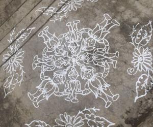 Rangoli: Floor version with chalk.......