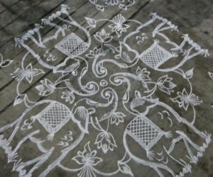 Rangoli: Elephants...day 3