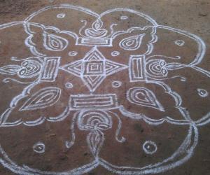 Rangoli: Friday special kolam