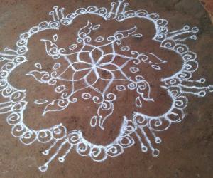 Rangoli: Free hand Simple Rangoli