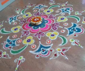 Rangoli: Freehand  rangoli