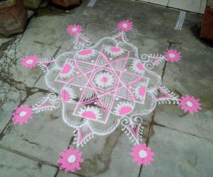 Rangoli: Friday kolam!