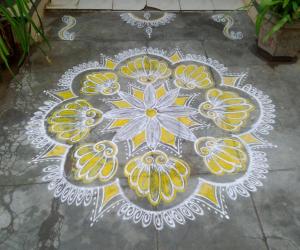 Thursday  kolam!!