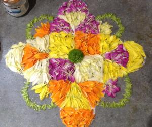 Small Pookolam