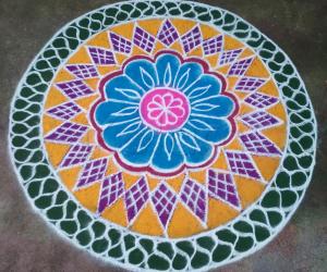 Rangoli: colourful rangoli