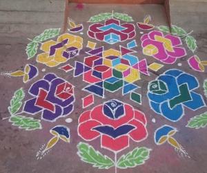 Rangoli: Margazhi kolam
