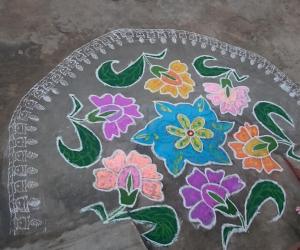 Rangoli: Margazhi kolam 
