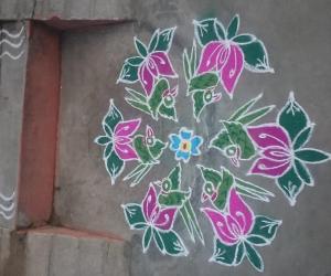 Rangoli: Margazhi kolam 