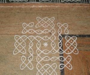 Rangoli: Dotted Kolam