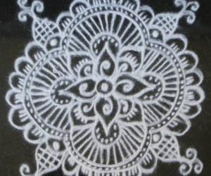 Rangoli: Free Hand Design-Beginner