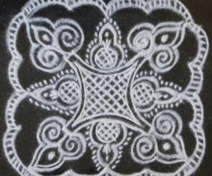 Rangoli: White Kolam