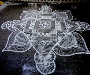 padikolam